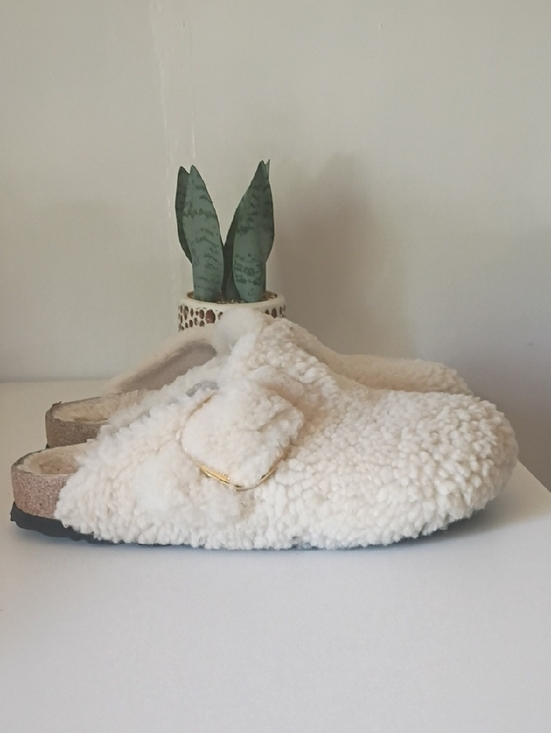 Birkenstock Shoes - Birkenstock Boston Teddy clogs in the eggshell shearling colorway size 39 US 8